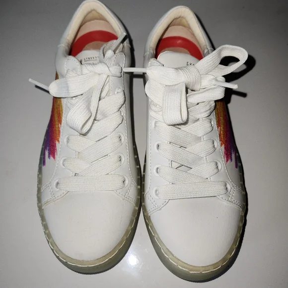 Sketchers Platform Sneakers - Picture 5 of 8